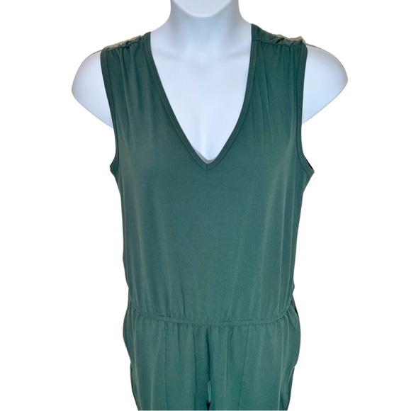 THRIVE SOCIETE [Large - NWT] Green Apres Jumpsuit.  Thrive Societe - Picture 3 of 7